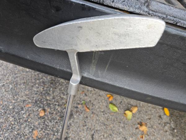 Macgregor response golf putter 1