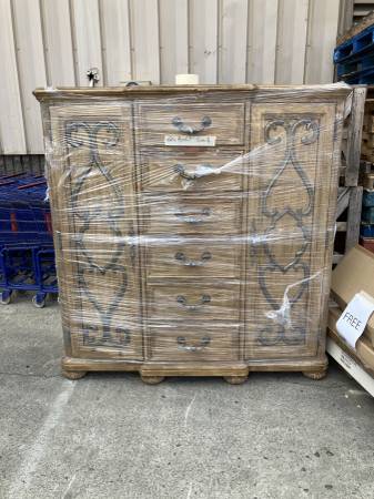 Solid Wood Vertical Wardrobe 1