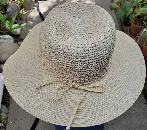 Straw Sun Hat - $10 (Santa Monica)63471468668291121