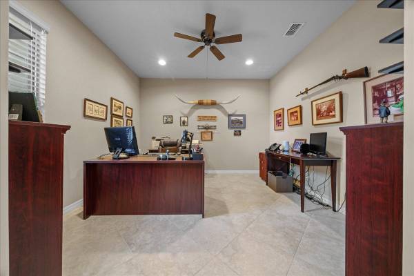 $519,900 / 3br - 3/3 Gorgeous Home in 55+ Community 🏡 (Ocala)63963327829251124