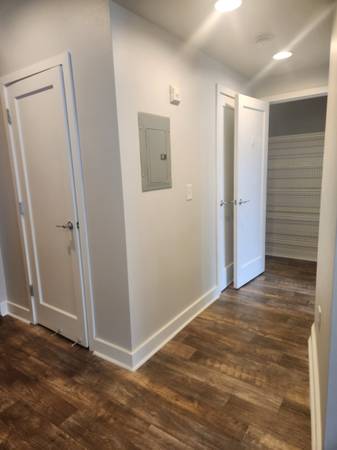 $1,899 / 1br - 705ft2 - Come Home To Calm Waters63808107109763124