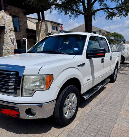 FORD F-150 2012 XLT SUPERCREW  - 1 OWNER - EXCELLENT CONDITION - $9,00063621898999043124