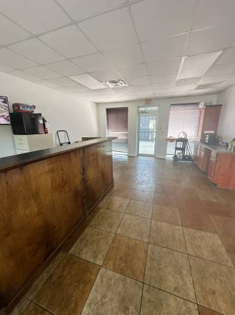 $500 / 625ft2 - Office Available for Lease - Breaux Bridge, LA63857515639555123