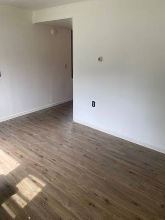 $825 / 1br - 1 bedroom apt. Schuyler Falls, NY (Schuyler Falls)63833986402433123