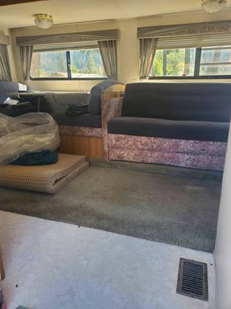$100 / 1br - 26ft RV for temp. stays in Oakridge (Oakridge)63977277513218121