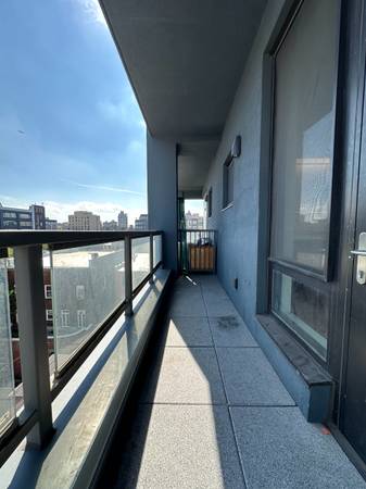 $4,595 / 1br - 730ft2 - SUPER LUXURIOUS CORNER 1BR+BALCONY! Wythe &S 2nd! SAUNA/climbing /GYM! (Prime Williamsburg)63912044905602124