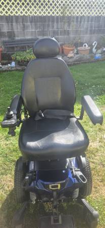 Electric wheelchair 1