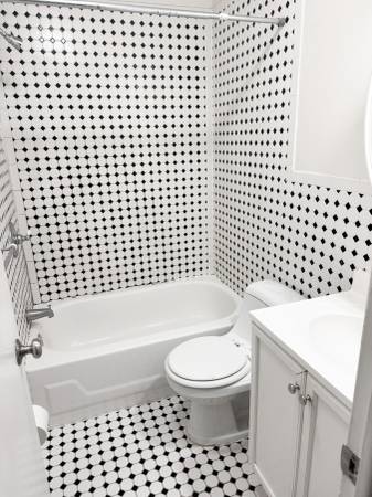 $1,595 / 1br - 1BR/1BA with Laundry, HW Floors at 1136 Pine Street (Washington Square West)63666762449793122