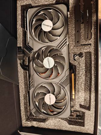 Gigabyte Gaming OC Rtx 4070 Ti 12gb ddr6x - $580 (Mill Creek)63471199199489120