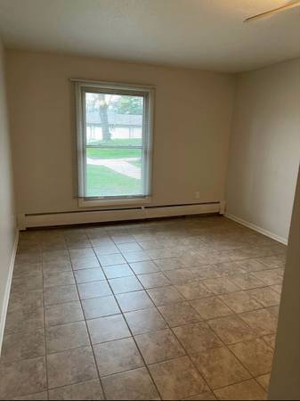 $1,275 / 1br - 900ft2 - Hopkins 1 Bed 1 Bath Apartment (Hopkins)63666914162817124