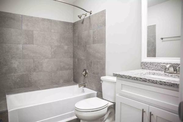 $992 / 1br - 770ft2 - Un Nuevo Día, Un Nuevo Comienzo: ¡Tu Hogar Ideal Te Espera! (Decatur)63963857926019121