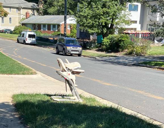 Curb alert- high chair 1