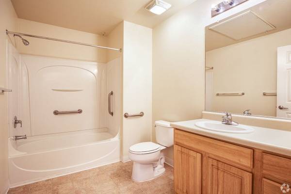 Pre-wired for cable, modem, & phone, Easy access to 101 Freeway 1