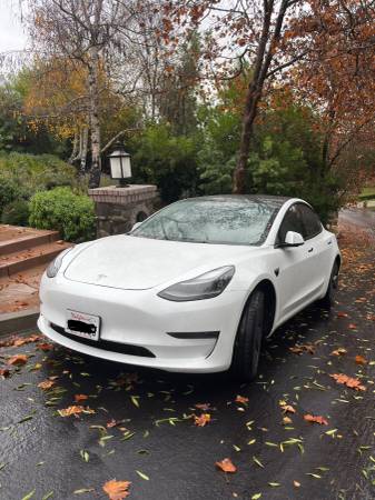 2022 tesla model 3 1