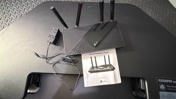 TP-Link Router 1