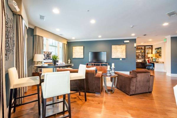 $1,665 / 1br - 773ft2 - Comfortable living. Conveniently located, spacious 1 bed 1 bath! (Franklin - North)63680375519875121