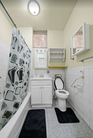 $1,570,000 / 6br - 2348ft2 - CHARMING SPACIOUS 2 FAMILY (New York)63945494902658123
