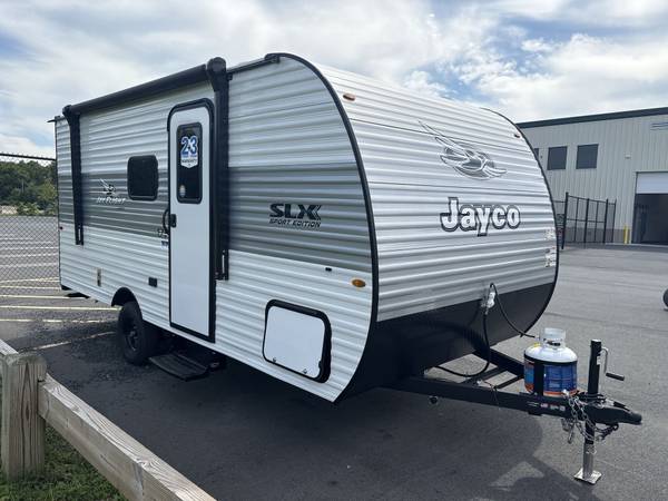 Buscando una RV, remolque de viaje, autocaravana, coche cama, Clase A/B/C (área de cuatro estados NY/CT/NJ/PA)63850156194049123
