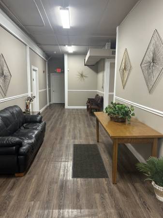 $395 Beautiful Office Space for Rent (4911 West Good Hope Road)64152184424835120