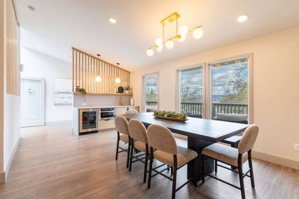 $2,693 / 2br - 968ft2 - Playground, Carport Parking, Dishwasher (7001 Old Redmond Rd, Redmond, WA)63934290421762120