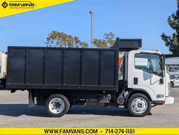 2021 Isuzu NPR 12FT - Photo 10