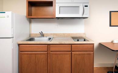 $1,200 / 1br - Estudio amueblado - ¡Excelentes tarifas mensuales! 			 Aprovecha nuestra oferta especial (Oklahoma City)63670484135811121