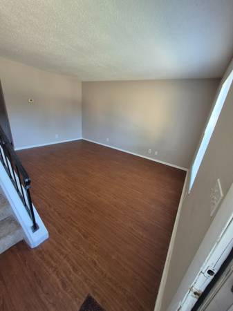$1,238 / 3br - 1211ft2 - Modern, fully equipped 3 BDR in great neighborhood! (Anderson)63680211833345124