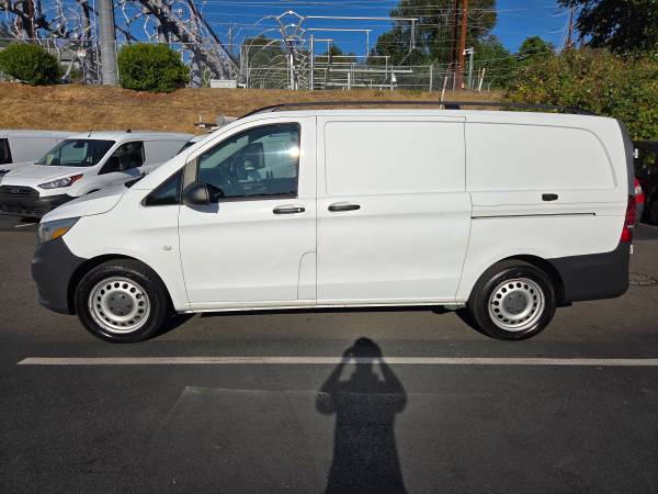 ¡Furgoneta de carga Mercedes-Benz Metris 2016 con bajo kilometraje! - $22,000 (Bellevue)63623043050371123