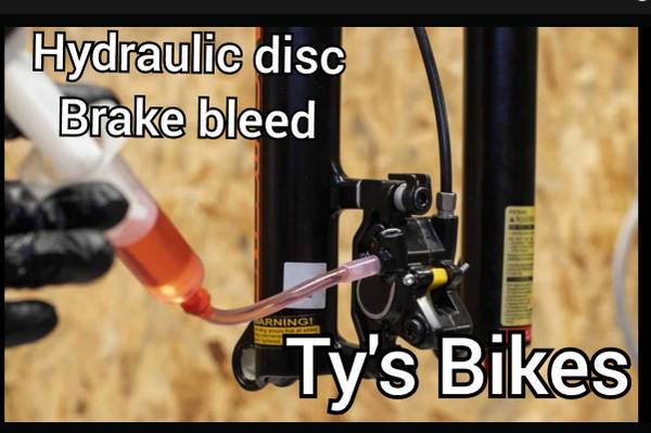 Hydraulic disc brake bleed service. 1