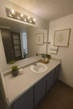 $1,101 / 2br - 1003ft2 - Avery Trace Apartments 4020 FM 365 (Port Arthur)64036373000835120