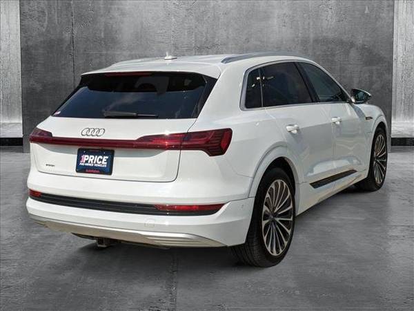 Audi e-tron AWD 2019 SUV eléctrico de tracción en las cuatro ruedas Prestige - $24,695 (Llame al *(240) 453-4963* para confirmar disponibilidad al instante)63618637636099124