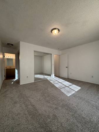 $1,595 / 3br - 900ft2 - ¡OFERTA DE ALQUILER! 3 DORMITORIOS 1.5 BAÑOS! (Oregon City)63831683790081124