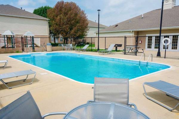 $1,491 / 3br - 1121ft2 - 3 bed 2 bath ready to view now! Visit our community today! (Cortland)63981970051843123