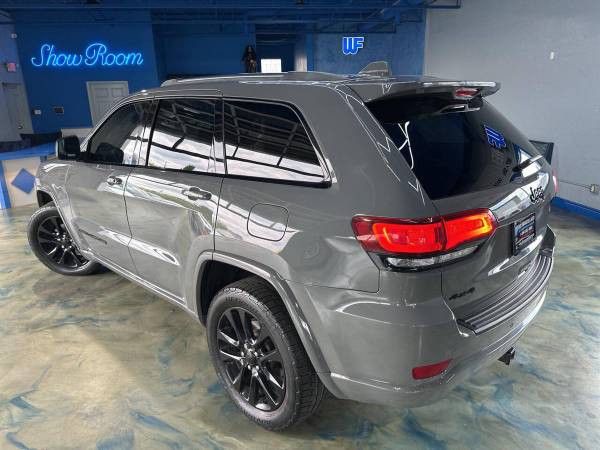 2019 Jeep Grand Cherokee Laredo, ¡Aprobación de crédito garantizada! ύ - $19,495 (+ Wes Financial Auto)63488121129089123