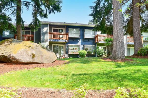 $2,032 / 2br - 816ft2 - Washer/Dryer, Spacious Floor Plans, Playground (9860 Bushlac Lane Northwest, Silverdale, WA)63934287620482123