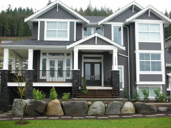 Siding Installation Crew 1