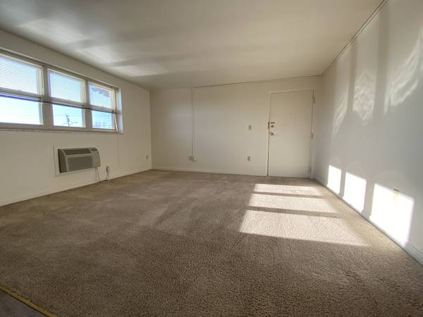 $755 / 1br - Amazing One Bedroom in Greensburg! A/C & On-Site Laundry! Call Now! (Greensburg / Jannette / Irwin)64013368972547122