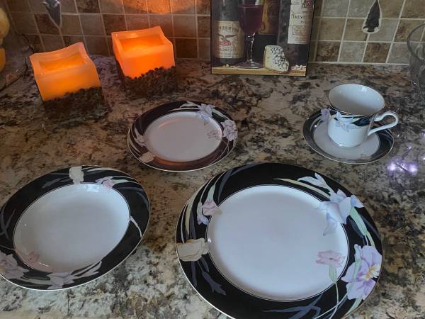 MIKASA CHINA 1