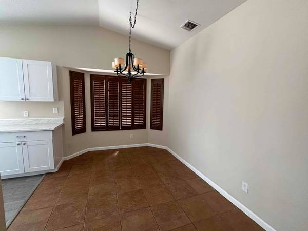 $1800.00 / 3br - 1330ft2 - Casa Unifamiliar - Arrendamiento o Alquiler con Opción a Compra63674876850947124