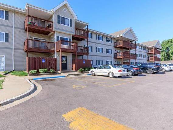 $997 / 1br - 632ft2 - Affordable Luxury: Discover Your Dream Apartment at Riverfront (South Sioux City)63846412341635120