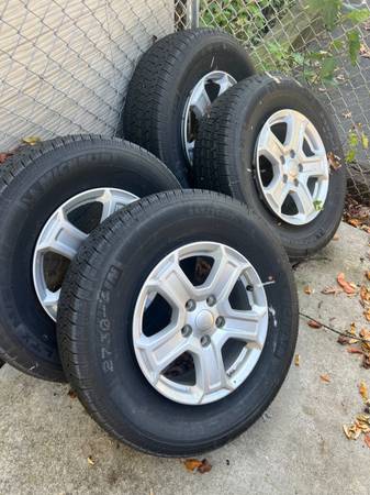 Jeep tire and rims 1