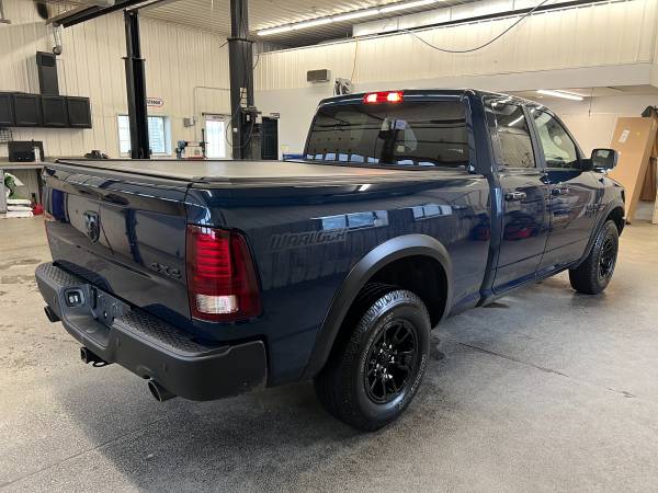 ** 2022 RAM 1500 CLASSIC WARLOCK 4X4 4DR QUAD CAB 6.3 FT SB ** - $29,995 (CAMBRIDGE)63470066829057122