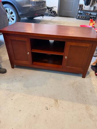 TV Stand 1