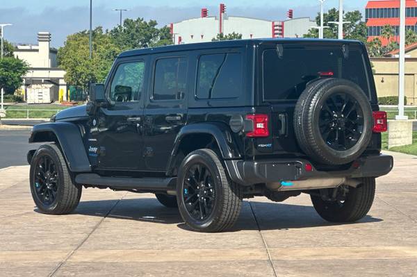 2022 Jeep Wrangler suv Black Clearcoat - $30,600 (_Jeep _ _ Wrangler _)63622757961219124