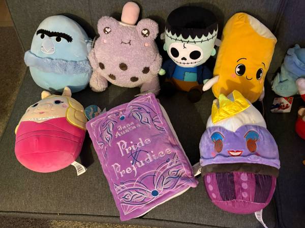 Squshmallows & plush $5 each 1