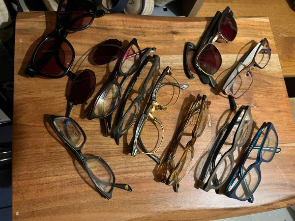Old / vintage eyeglasses / eyewear 1