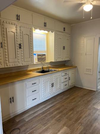 $1,300 / 3br - 1657ft2 - Large 3/2 Home in Sweetwater with Shop (1304 James St. , Sweetwater, TX)63810546641409121