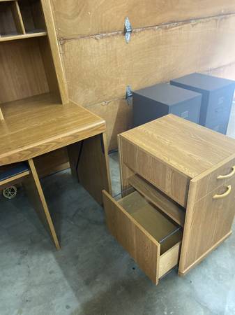 desk 1
