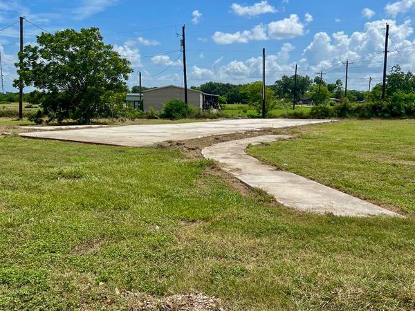 $244,900 / 4br - 2184ft2 - 🏠 Spacious Home + 5.2 Acres | USDA Eligible, Clear Title, Survey (Edna)64038876918786123