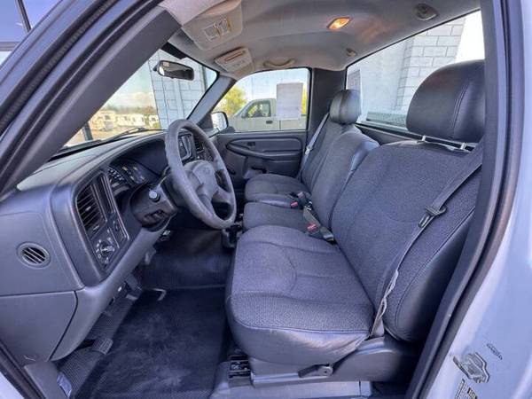 2004 Chevrolet Silverado 2500HD Regular - Photo 11